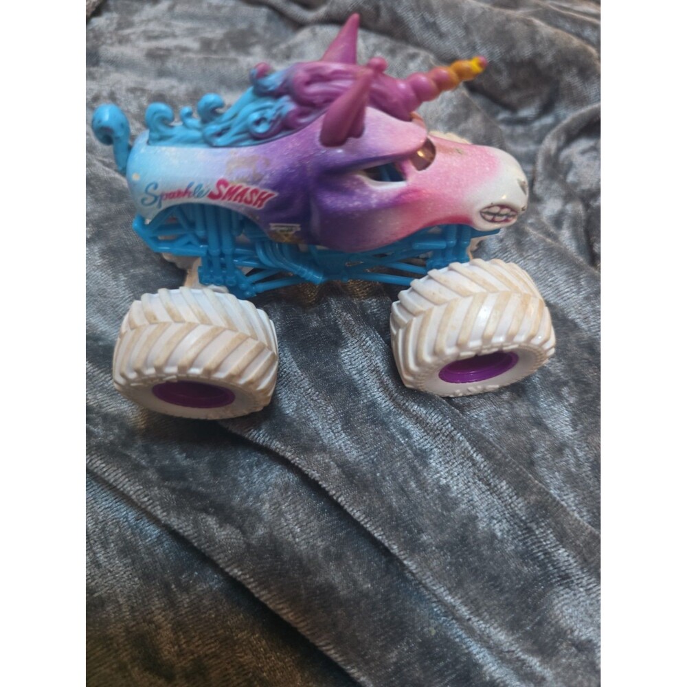 Monster Jam Sparkle Smash Unicorn Purple Pink Girls